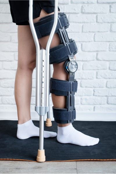 ACL Knee Injury Braces